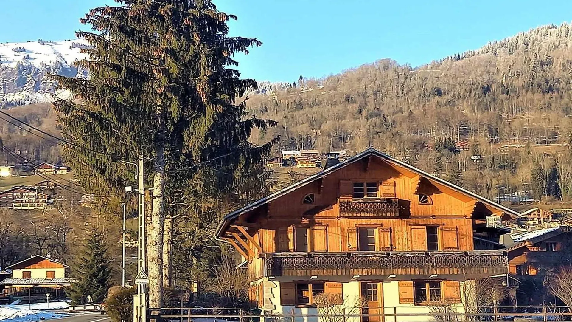 Appartement Calme Pres Du Lac Avec Jardin, Balcon, Parking Et Wifi - Fr-1-624-150 Samoens