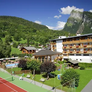 Chalet-hotel Neige Et Roc, The Originals Relais Samoëns